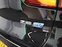 MG MG ZS EV Luxury 45 kWh | Automaat | Panoramadak | Leder | Navigatie | Airco | Achteruitrijcamera | Apple Carplay / Android Auto | Stoelverwarming | Lichtmetalen Velgen |
