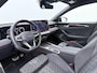 Volkswagen Passat Variant 1.5 eHybrid R-Line | Pano dak | Head-up Display | 360 Camera | Harman Kardon | Black Style | Side Assist | ACC | Elek. Achterklep | Stuur-/Stoelverwarming | 19'' |