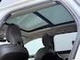 Volvo V90 Cross Country B5 AWD Automaat Plus | Panoramadak | Harman Kardon audio | Semi elektrisch wegklapbare trekhaak | 20" Lichtmetalen velgen | Standkachel met timer | Verwamrde voorstoelen, achterbank & stuurwiel | Adaptieve Cruise Control | Getint glas achter