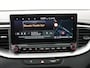 Kia Ceed Sportswagon 1.5 T-GDi GT-Line AUTOMAAT Stoel-/Stuurverwarming - Apple Carplay/Android Auto - Schuif-/Kanteldak - Achteruitrijcamera - Climate Control - Fabrieksgarantie t/m 03-2031