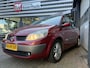 Renault Scenic 2.0-16V Tech Line