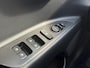 Kia Stonic 1.0 T-GDi MHEV DynamicPlusLine Navigatie, Achteruitrijcamera, Climate control, Smart Key, Cruise control, Nieuw geleverd, 1e eign. Dealeronderhouden
