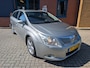 Toyota Avensis 1.6 VVTI DYNAMIC, Trekhaak, Stoelverw, +Winterset
