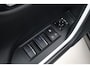 Toyota RAV4 2.5 Hybrid 2WD Bi-Tone | Navigatie | Leder | Apple Carplay / Android Auto | Stoelverwarming | Keyless | Adaptive Cruise | Clima | Parkeersensoren voor/achter | Camera | 18 inch