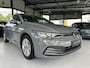 Volkswagen Golf 1.0 eTSI Life | Adaptive Cruise | Navi | LMV | PDC | LED | Climate | Dealer Onderhouden |1e eig|Stoel\ Stuur verw|