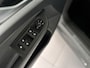 Volkswagen Golf 1.0 eTSI Life | Adaptive Cruise | Navi | LMV | PDC | LED | Climate | Dealer Onderhouden |1e eig|Stoel\ Stuur verw|