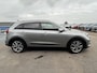 Kia Niro Hybrid 1.6 GDi Style Edition Nieuw geleverd en dealeronderhouden, Navigatie, Dodehoekdetectie, Smart Key, Achteruitrijcamera, Parkeersensoren voor + achter