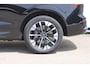 Volvo XC60 2.0 T6 Plug-in hybrid AWD Plus Bright Head-Up Display / Panoramisch schuif-kanteldak / 20" 5-Y-Spaaks Black Diamond lichtmetalen velgen / Donkere hemel / 360 graden rondomzicht camera
