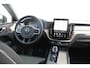 Volvo XC60 2.0 T6 Plug-in hybrid AWD Plus Bright Head-Up Display / Panoramisch schuif-kanteldak / 20" 5-Y-Spaaks Black Diamond lichtmetalen velgen / Donkere hemel / 360 graden rondomzicht camera