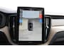 Volvo XC60 2.0 T6 Plug-in hybrid AWD Plus Bright Head-Up Display / Panoramisch schuif-kanteldak / 20" 5-Y-Spaaks Black Diamond lichtmetalen velgen / Donkere hemel / 360 graden rondomzicht camera