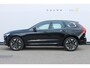 Volvo XC60 2.0 T6 Plug-in hybrid AWD Plus Bright Head-Up Display / Panoramisch schuif-kanteldak / 20" 5-Y-Spaaks Black Diamond lichtmetalen velgen / Donkere hemel / 360 graden rondomzicht camera