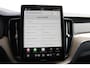 Volvo XC60 2.0 T6 Plug-in hybrid AWD Plus Bright Head-Up Display / Panoramisch schuif-kanteldak / 20" 5-Y-Spaaks Black Diamond lichtmetalen velgen / Donkere hemel / 360 graden rondomzicht camera