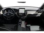 Volvo XC60 2.0 T6 Plug-in hybrid AWD Plus Bright Head-Up Display / Panoramisch schuif-kanteldak / 20" 5-Y-Spaaks Black Diamond lichtmetalen velgen / Donkere hemel / 360 graden rondomzicht camera