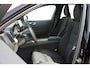 Volvo XC60 2.0 T6 Plug-in hybrid AWD Plus Bright Head-Up Display / Panoramisch schuif-kanteldak / 20" 5-Y-Spaaks Black Diamond lichtmetalen velgen / Donkere hemel / 360 graden rondomzicht camera