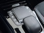 Mercedes-Benz A-klasse Sedan 180 Automaat AMG Line Night Premium Stoelverwarming Camera Apple Carplay Android Auto Navi Ecc Keyless-go Pdc Cruise Control Regensensor Privacy Glas Led-High Performance Isofix Bluetooth DAB 1e Eigenaar Origineel Nederlandse Auto