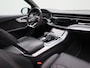 Audi Q8 55 TFSI e quattro S-Line | Wordt Verwacht | Panoramadak | Achteruitrijcamera | Parkeersensoren | Stoelverwarming | Stoelventilatie | Luchtvering | Trekhaak |