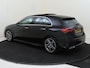 Mercedes-Benz A-klasse 180 AMG Line / Panoramadak/ Sfeerverlichting/ Keyless