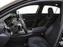 Mercedes-Benz A-klasse 180 AMG Line / Panoramadak/ Sfeerverlichting/ Keyless