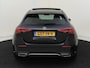 Mercedes-Benz A-klasse 180 AMG Line / Panoramadak/ Sfeerverlichting/ Keyless