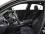 Mercedes-Benz A-klasse 180 AMG Line / Panoramadak/ Sfeerverlichting/ Keyless
