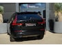 Volvo XC60 2.0 T6 Plug-in hybrid AWD Plus Dark | 350 PK | Pano | 360° camera | Navigatie | Stoelverwarming | HarmanKardon | Volvo XC60 2.0 T6 Plug-in hybrid AWD Plus Dark met 350 PK, 2.0-liter 4-cilinder plug-in hybride benzinemotor, panoramadak, lederen/stof bekleding, navigatiesysteem, 360° camera, adaptieve cru