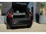 Volvo XC60 2.0 T6 Plug-in hybrid AWD Plus Dark | 350 PK | Pano | 360° camera | Navigatie | Stoelverwarming | HarmanKardon | Volvo XC60 2.0 T6 Plug-in hybrid AWD Plus Dark met 350 PK, 2.0-liter 4-cilinder plug-in hybride benzinemotor, panoramadak, lederen/stof bekleding, navigatiesysteem, 360° camera, adaptieve cru