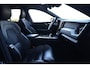Volvo XC60 2.0 T6 Plug-in hybrid AWD Plus Dark | 350 PK | Pano | 360° camera | Navigatie | Stoelverwarming | HarmanKardon | Volvo XC60 2.0 T6 Plug-in hybrid AWD Plus Dark met 350 PK, 2.0-liter 4-cilinder plug-in hybride benzinemotor, panoramadak, lederen/stof bekleding, navigatiesysteem, 360° camera, adaptieve cru