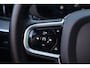 Volvo XC60 2.0 T6 Plug-in hybrid AWD Plus Dark | 350 PK | Pano | 360° camera | Navigatie | Stoelverwarming | HarmanKardon | Volvo XC60 2.0 T6 Plug-in hybrid AWD Plus Dark met 350 PK, 2.0-liter 4-cilinder plug-in hybride benzinemotor, panoramadak, lederen/stof bekleding, navigatiesysteem, 360° camera, adaptieve cru