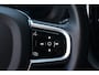 Volvo XC60 2.0 T6 Plug-in hybrid AWD Plus Dark | 350 PK | Pano | 360° camera | Navigatie | Stoelverwarming | HarmanKardon | Volvo XC60 2.0 T6 Plug-in hybrid AWD Plus Dark met 350 PK, 2.0-liter 4-cilinder plug-in hybride benzinemotor, panoramadak, lederen/stof bekleding, navigatiesysteem, 360° camera, adaptieve cru