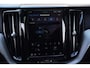 Volvo XC60 2.0 T6 Plug-in hybrid AWD Plus Dark | 350 PK | Pano | 360° camera | HarmanKardon | Navigatie | Stoelverwarming | Volvo XC60 2.0 T6 Plug-in hybrid AWD Plus Dark met 349 PK, 2.0-liter 4-cilinder plug-in hybride benzinemotor, panoramadak, lederen/stof bekleding, navigatiesysteem, 360° camera, adaptieve cru
