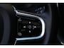 Volvo XC60 2.0 T6 Plug-in hybrid AWD Plus Dark | 350 PK | Pano | 360° camera | HarmanKardon | Navigatie | Stoelverwarming | Volvo XC60 2.0 T6 Plug-in hybrid AWD Plus Dark met 349 PK, 2.0-liter 4-cilinder plug-in hybride benzinemotor, panoramadak, lederen/stof bekleding, navigatiesysteem, 360° camera, adaptieve cru