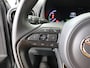 Toyota Yaris Cross 1.5 Hybrid Explore | Dealer onderhouden | Parkeersensoren voor+achter | Elektrisch verstel/inklapbare buitenspiegels | Stoelverwarming | Navigatie | Apple CarPlay/Android Auto | Cruise Control Adaptive |