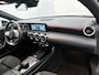 Mercedes-Benz A-klasse 180 AMG Line Automaat | Cruise control | Stoelverwarming | Navigatie | Camera | Parkeersensoren