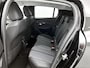 Peugeot 208 Allure Pack 75pk | Navigatie via Apple Carplay / Android Auto | Achteruitrijcamera | 3D Cockpit | Climate Control | Cruise Control | Parkeersensoren | DAB+ radio | Armsteun | Led koplampen | Bluetooth | Elektrisch inklapbare spiegels | Donker getint glas | 16" lichtmetalen velgen |