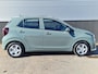 Kia Picanto 1.0 DPI DynamicLine 5p. NL-auto, lage KM stand, parkeersensoren, navigatie, Apple CarPlay/Android auto, achteruitrijcamera,
