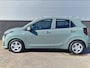 Kia Picanto 1.0 DPI DynamicLine 5p. NL-auto, lage KM stand, parkeersensoren, navigatie, Apple CarPlay/Android auto, achteruitrijcamera,