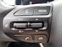 Kia Stonic 1.0 T-GDi MHEV DynamicLine NL-auto, Parkeersensoren, Navigatie, Climate control, Apple CarPlay/Android auto, achteruitrijcamera,