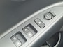 Kia Stonic 1.0 T-GDi MHEV DynamicLine NL-auto, Parkeersensoren, Navigatie, Climate control, Apple CarPlay/Android auto, achteruitrijcamera,
