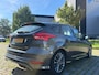 Ford Focus 1.0 ST-Line Zeer netjes navigatie trekhaak cruis control airco elektrische ramen cv op afs