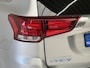Mitsubishi Outlander 2.4 PHEV Intense | Trekhaak | Navigatie | Camera | Stoelverwarming | Climate Control |