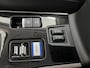 Mitsubishi Outlander 2.4 PHEV Intense | Trekhaak | Navigatie | Camera | Stoelverwarming | Climate Control |