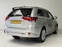 Mitsubishi Outlander 2.4 PHEV Intense | Trekhaak | Navigatie | Camera | Stoelverwarming | Climate Control |