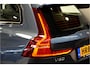 Volvo V60 2.0 T6 AWD 293kW/399pk Aut8 Plug-in hybrid Plus Dark HARMAN/KARDON + EL.TREKHAAK + 360 CAMERA + ADAPT.CRUISE + STOEL-&STUURVERWARMING + BLIS + LANE ASSIST + SPORTSTOELEN + PD-GLASS + EL.STOELEN MET MEMORY + BLACKLINE + PARKSENSOREN V&A + 18" LM-VELGEN!