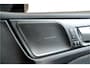 Volvo V60 2.0 T6 AWD 293kW/399pk Aut8 Plug-in hybrid Plus Dark HARMAN/KARDON + EL.TREKHAAK + 360 CAMERA + ADAPT.CRUISE + STOEL-&STUURVERWARMING + BLIS + LANE ASSIST + SPORTSTOELEN + PD-GLASS + EL.STOELEN MET MEMORY + BLACKLINE + PARKSENSOREN V&A + 18" LM-VELGEN!