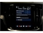 Volvo V60 2.0 T6 AWD 293kW/399pk Aut8 Plug-in hybrid Plus Dark HARMAN/KARDON + EL.TREKHAAK + 360 CAMERA + ADAPT.CRUISE + STOEL-&STUURVERWARMING + BLIS + LANE ASSIST + SPORTSTOELEN + PD-GLASS + EL.STOELEN MET MEMORY + BLACKLINE + PARKSENSOREN V&A + 18" LM-VELGEN!