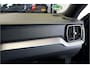 Volvo V60 2.0 T6 AWD 293kW/399pk Aut8 Plug-in hybrid Plus Dark HARMAN/KARDON + EL.TREKHAAK + 360 CAMERA + ADAPT.CRUISE + STOEL-&STUURVERWARMING + BLIS + LANE ASSIST + SPORTSTOELEN + PD-GLASS + EL.STOELEN MET MEMORY + BLACKLINE + PARKSENSOREN V&A + 18" LM-VELGEN!