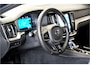 Volvo V60 2.0 T6 AWD 293kW/399pk Aut8 Plug-in hybrid Plus Dark HARMAN/KARDON + EL.TREKHAAK + 360 CAMERA + ADAPT.CRUISE + STOEL-&STUURVERWARMING + BLIS + LANE ASSIST + SPORTSTOELEN + PD-GLASS + EL.STOELEN MET MEMORY + BLACKLINE + PARKSENSOREN V&A + 18" LM-VELGEN!