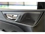 Volvo V60 2.0 T6 AWD 293kW/399pk Aut8 Plug-in hybrid Plus Dark HARMAN/KARDON + EL.TREKHAAK + 360 CAMERA + ADAPT.CRUISE + STOEL-&STUURVERWARMING + BLIS + LANE ASSIST + SPORTSTOELEN + PD-GLASS + EL.STOELEN MET MEMORY + BLACKLINE + PARKSENSOREN V&A + 18" LM-VELGEN!
