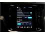 Volvo V60 2.0 T6 AWD 293kW/399pk Aut8 Plug-in hybrid Plus Dark HARMAN/KARDON + EL.TREKHAAK + 360 CAMERA + ADAPT.CRUISE + STOEL-&STUURVERWARMING + BLIS + LANE ASSIST + SPORTSTOELEN + PD-GLASS + EL.STOELEN MET MEMORY + BLACKLINE + PARKSENSOREN V&A + 18" LM-VELGEN!