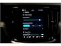 Volvo V60 2.0 T6 AWD 293kW/399pk Aut8 Plug-in hybrid Plus Dark HARMAN/KARDON + EL.TREKHAAK + 360 CAMERA + ADAPT.CRUISE + STOEL-&STUURVERWARMING + BLIS + LANE ASSIST + SPORTSTOELEN + PD-GLASS + EL.STOELEN MET MEMORY + BLACKLINE + PARKSENSOREN V&A + 18" LM-VELGEN!